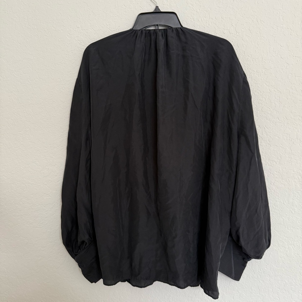 Joseph Bary Habotai Black Silk Button Up Blouse Size 38 Quiet Luxury Old Money - Picture 4 of 8